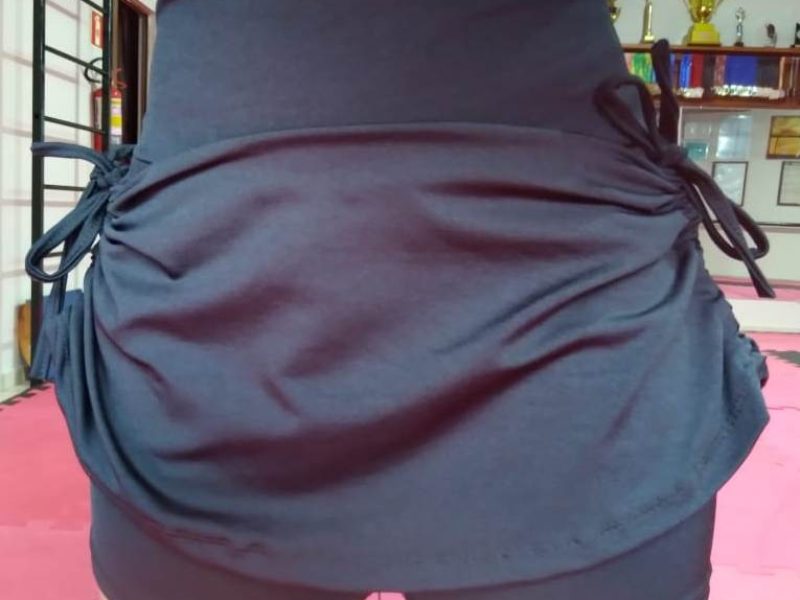 Shorts Saia Amarrada